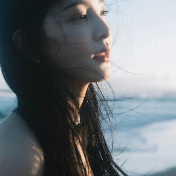 白僵尸封面