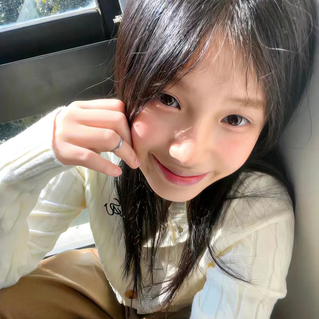 小谢尔顿第一季封面